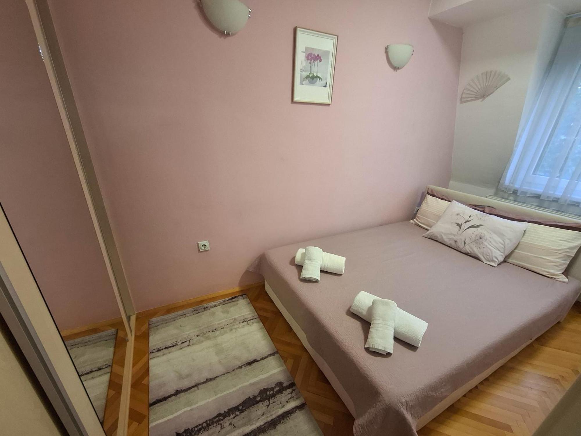 New Apartment 8, Self Check-In, Free Parking Skopje Esterno foto